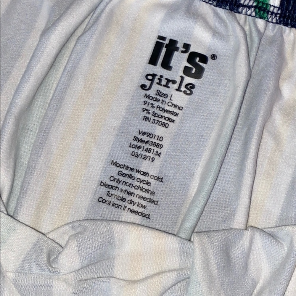 Top - Picture 3 of 3